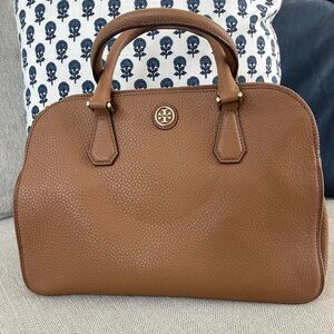 Tory Burch Robinson Pebbled Double hand bag.